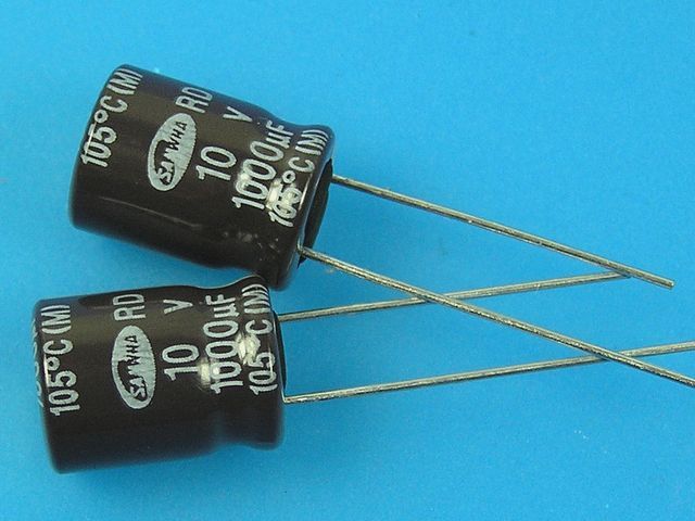 1000uF/10V - 105°C Samwha RD   kondenzátor elektrolytický