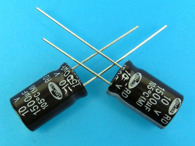 1500uF/10V - 105°C Samwha RD   kondenzátor elektrolytický