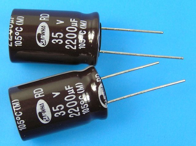 2200uF/35V - 105°C Samwha RD   kondenzátor elektrolytický