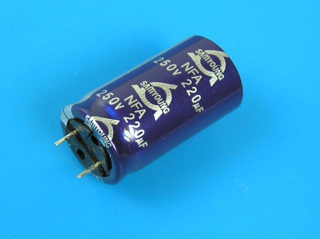 220uF/250V - 105°C Samyoung  NFA   kondenzátor elektrolytický, low ESR, long life, high ripple current