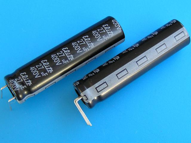 27uF/400V - 105°C Elite PZ   kondenzátor elektrolytický - rozměrový speciál Pen-Cap- druhý typ