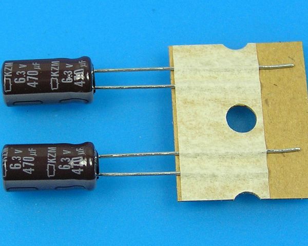470uF/6,3V - 105°C Nippon  KZM   kondenzátor elektrolytický, low ESR, long life, high ripple current