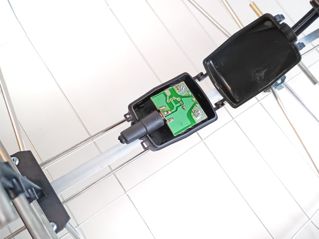 Anténa DVB-T síto HN16 venkovní se symetrizačním členem