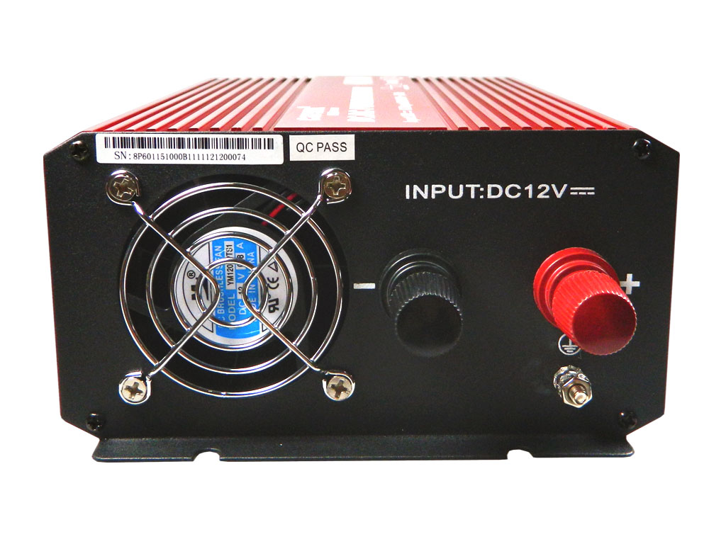 Měnič napětí z 12V / 230V 600W SINUS do auta, karavanu