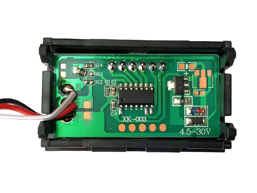 Měřidlo digitální panelové 0 - 30V LED displej voltmetr 3 místný displej - modrý