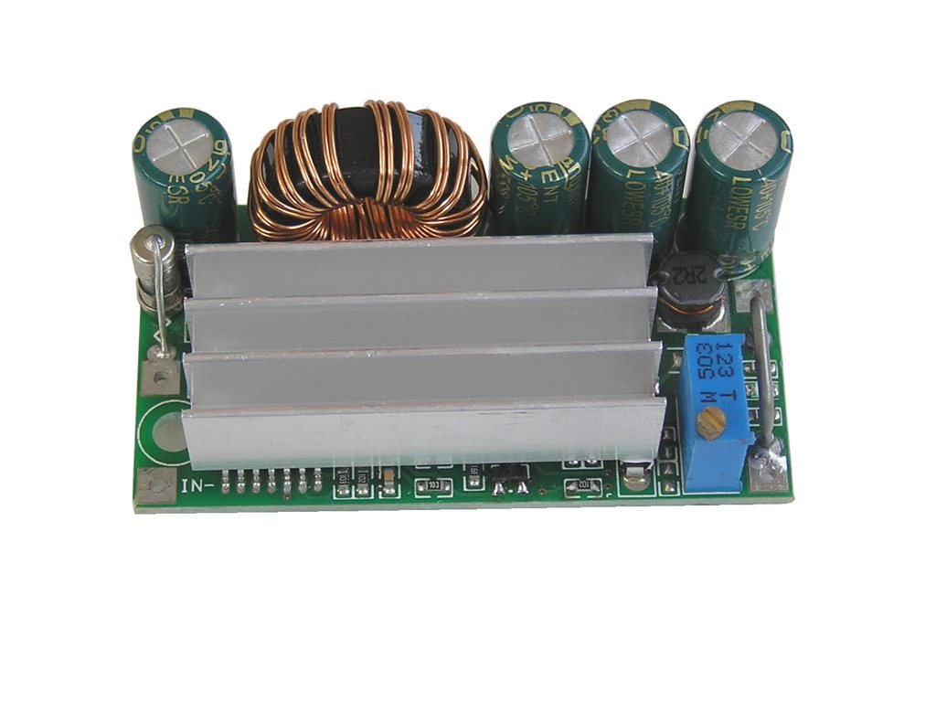 Modul nastavitelného zdroje  STEP-DOWN + STEP-UP 4 - 30V / 0,5 - 30V 2A (3A), univerzální použití, konvertuje nahoru i dolů