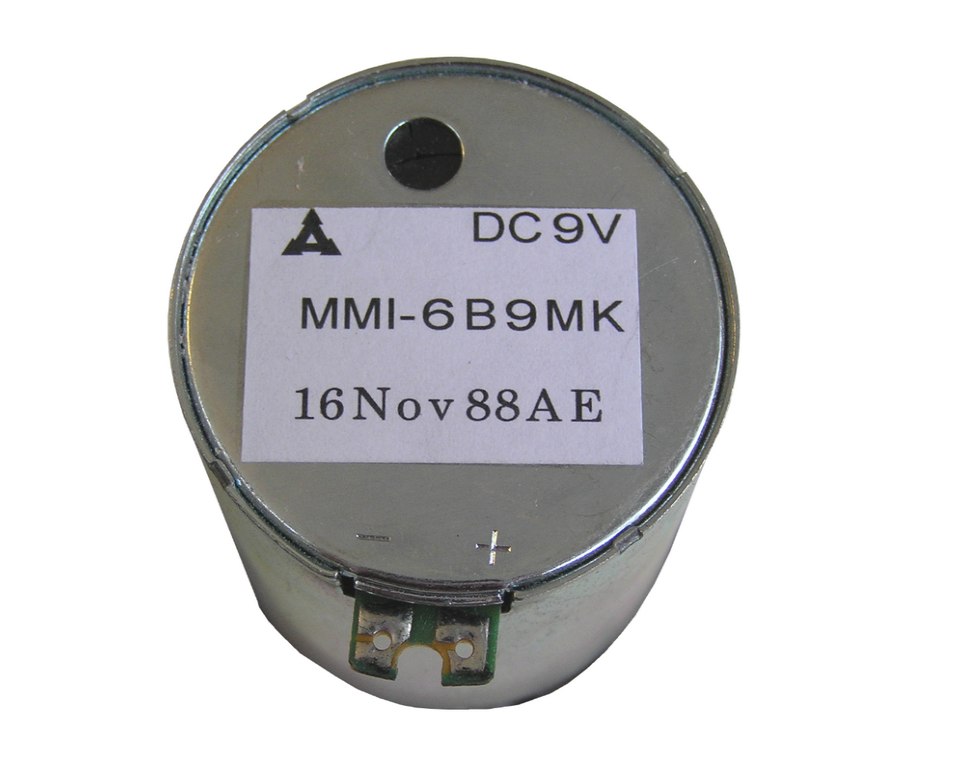 Motor magnetofonu 9V CCW levočivý velký - Mitsumi MMI-6B9MK 