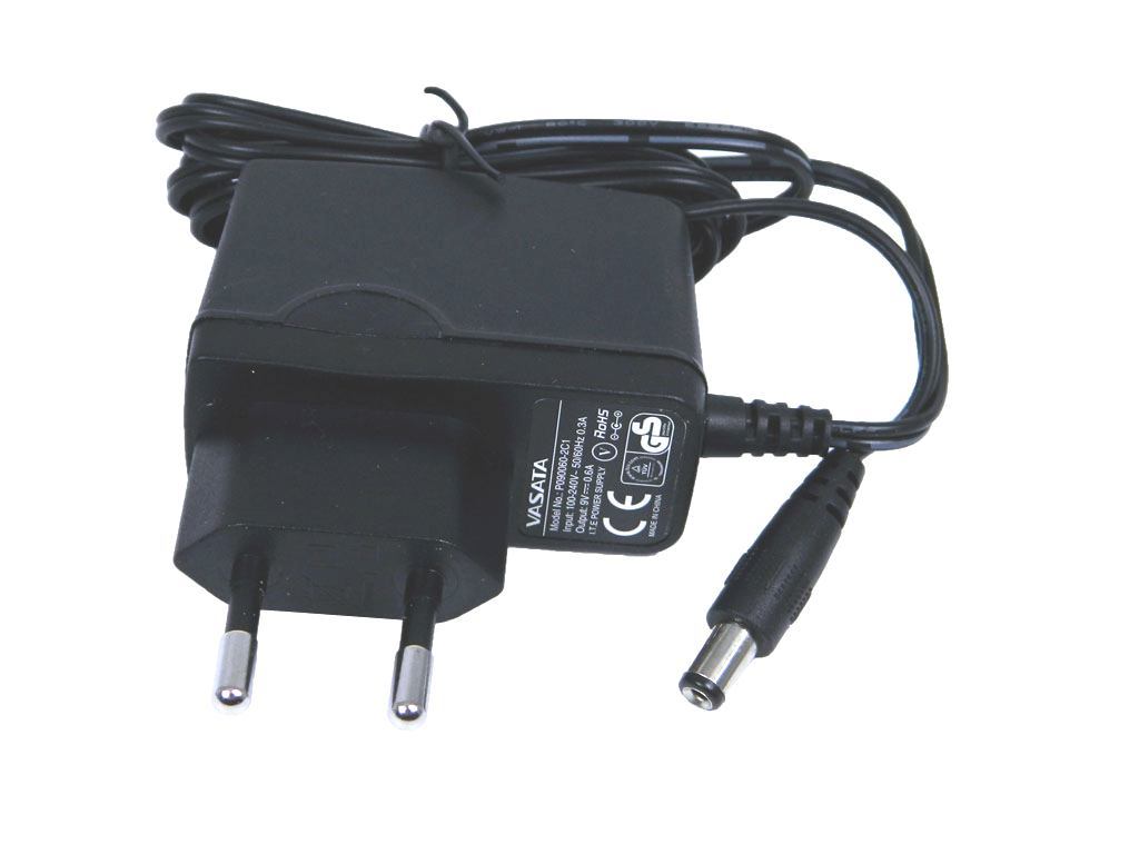 Napaječ univerzální impulzní 9V / 0,6A, konektor 5,5x2,1mm