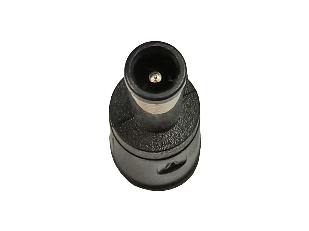 Přechodka napájecí konektor, se středovým pinem HSWA 5.5 x 2.1 mm na  6.0 x 4.2 mm se středovým pinem 1.4 mm