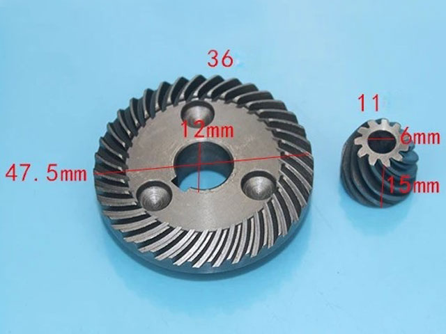 Převod uhlové brusky Makita 9553NB, 9554NB, 9555NB, 9557NB, 9558NB 