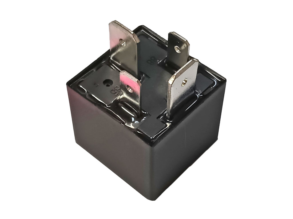 Relé automobilové 12V 70A A5010, auto relé 