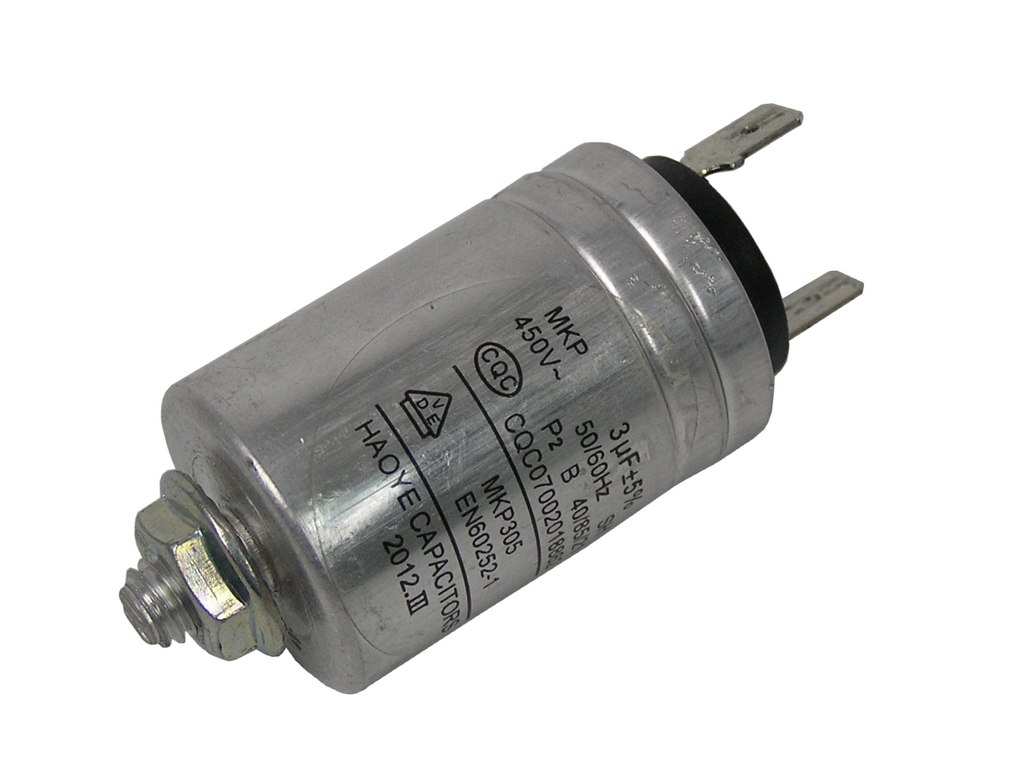 Rozběhový kondenzátor 3.0 uF ( 3uf ) 450V 50/60Hz BKP305, konektory faston 6.3mm, motorový běhový kondenzátor
