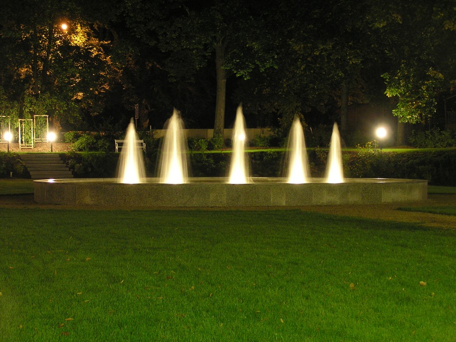 Světlo LED RISE nerez 9*3W, WW teplá bílá 3000 K, v kastlíku; 30degree, 24V DC