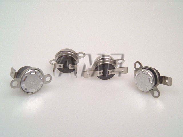 Tepelná pojistka vratná 150°C 10A / 250V  M601/4-D