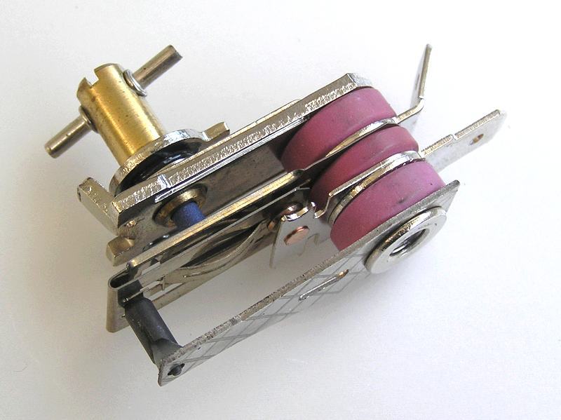 Termostat fritézy Delonghi F28311, 5212510001  250°C  250V / 10A  ABUND22 - 5212570539