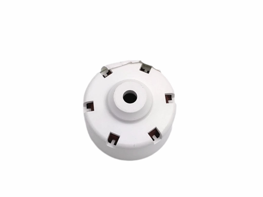 Unašeč I. nožů mixeru, robot Eta 0025 00200