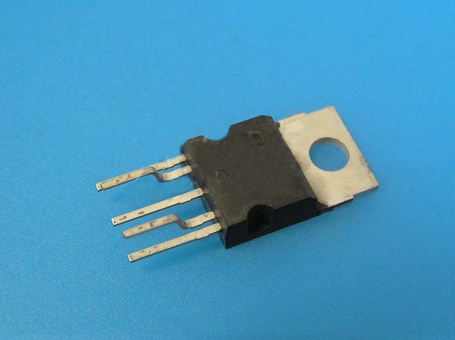 VIPer50A   ST   - TO220