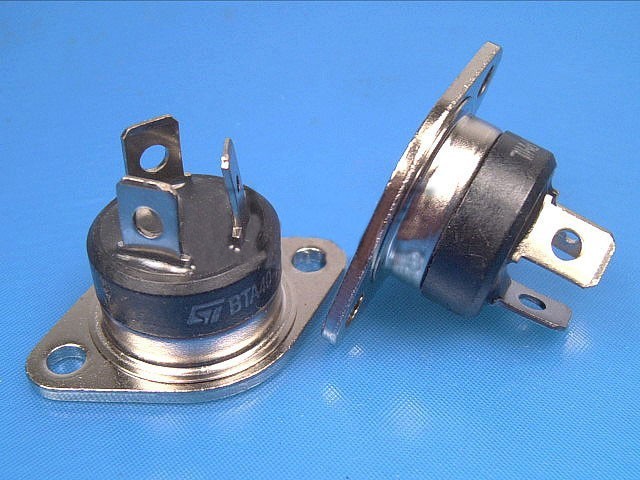 Triak BTA25/700B 25A 700V 50Hz
