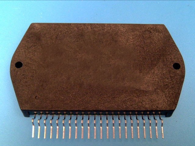 Integrovaný obvod STK411-220E s napájením ±78V/48V a výkonem 2x100W