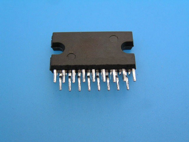 Integrovaný zesilovač TDA8925J s výkonem 2x25W