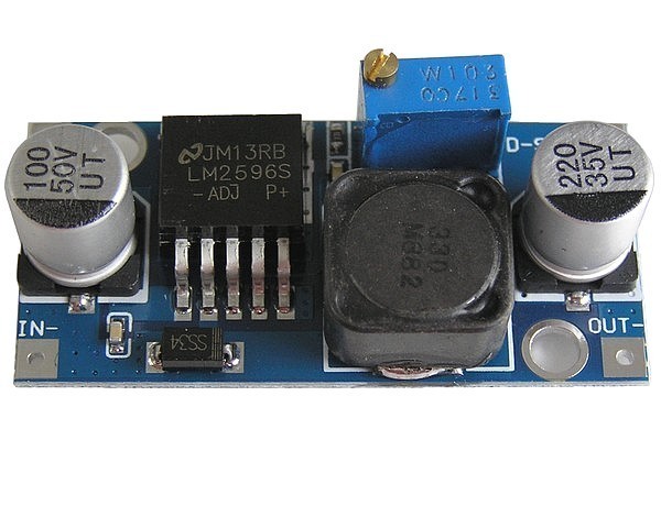 Nastavitelný step-down modul 1,2 - 37V / 1,5A (3A) s SMD elektrolytickým kondenzátorem