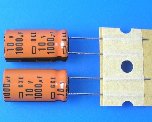 Elektrolytický kondenzátor 1000uF 10V 125°C Nippon GXE