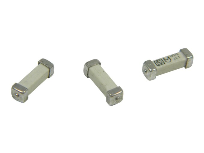 Keramická tavná pojistka SMD T 4A 250V Schurter