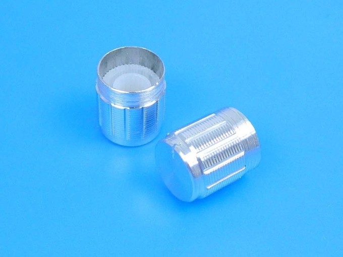 Hliníkový knoflík na potenciometr 14 mm s ukazatelem polohy a oskou 6 mm