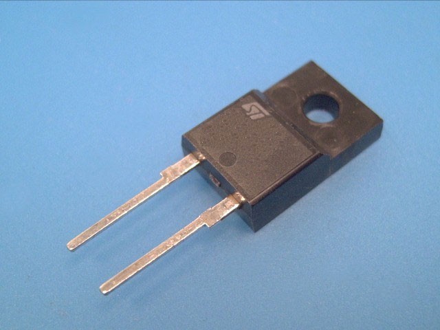 Rychlá dioda 600V 5A STTH5L06FP / STTA506F
