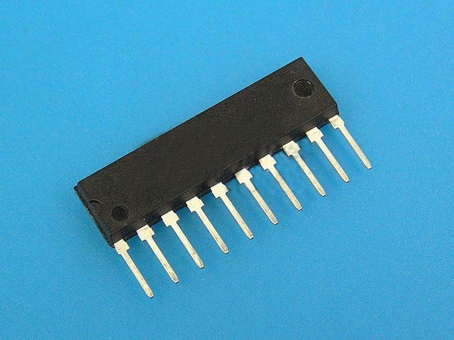 Řídicí obvod pro DC motor 18V 1.2A BA6209N náhrada LB1641