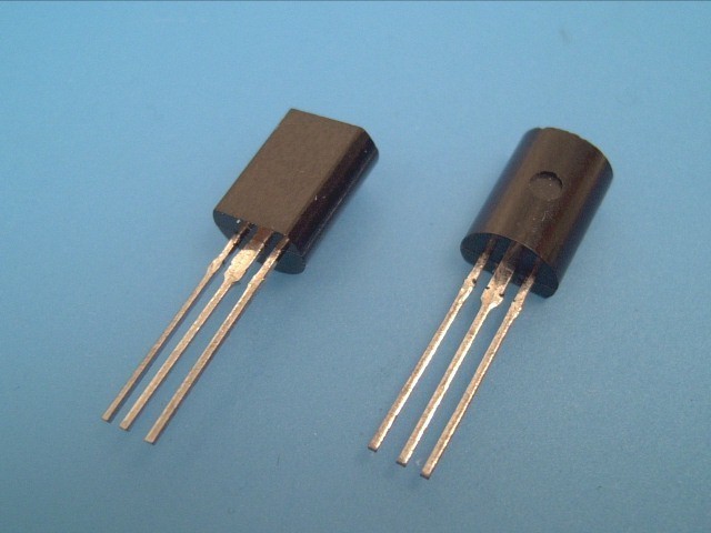 PNP tranzistor 2SA1371 300V 0,1A 1W 150MHz