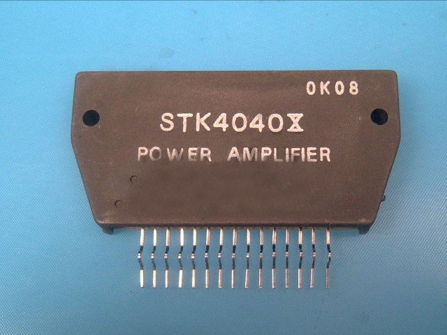 Koncový NF stupeň STK4040X 62V 70W 6A