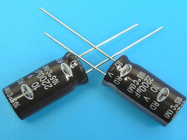 Elektrolytický kondenzátor 2200uF 10V 105°C Samwha RD