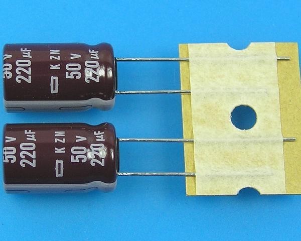 Elektrolytický kondenzátor 220uF 50V 105°C Nippon KZM low ESR