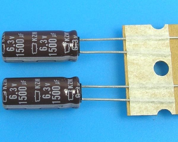 Elektrolytický kondenzátor 1500uF 6,3V 105°C Nippon KZM low ESR