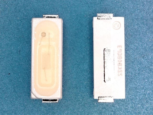 Samostatná LED dioda podsvícení 5620 3V DS