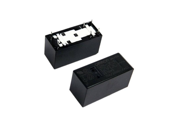 Elektromagnetické relé 12V DC 16A 250V SPST-NO G2RL-1A-E-12DC