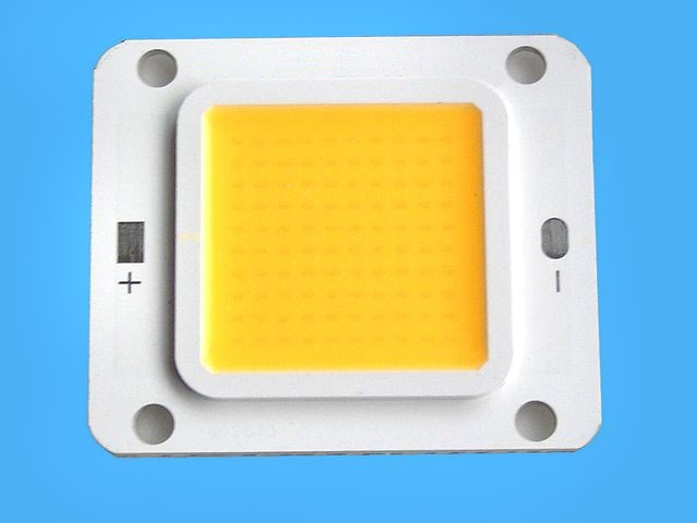 LED COB dioda 30W teplá bílá s COB čipem