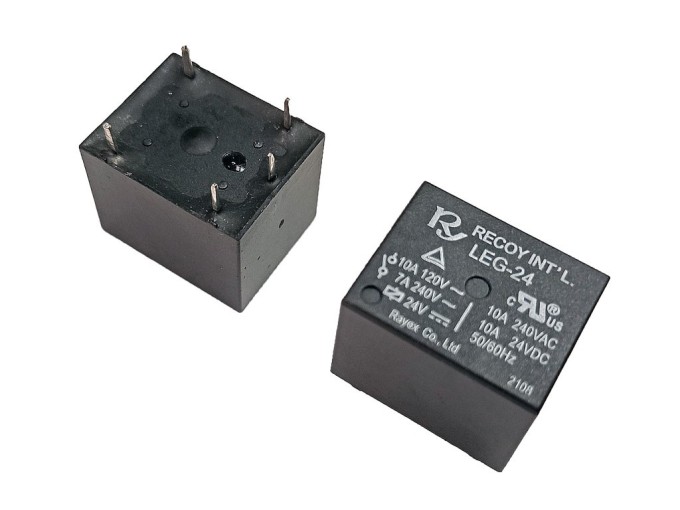 Elektromagnetické relé 24V DC s 1 přepínacím kontaktem 10A 240V AC