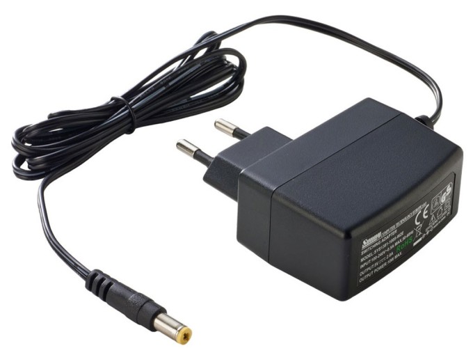 Univerzální impulzní napájecí zdroj 7,5V 1,6A s konektorem 5,5x2,1 mm