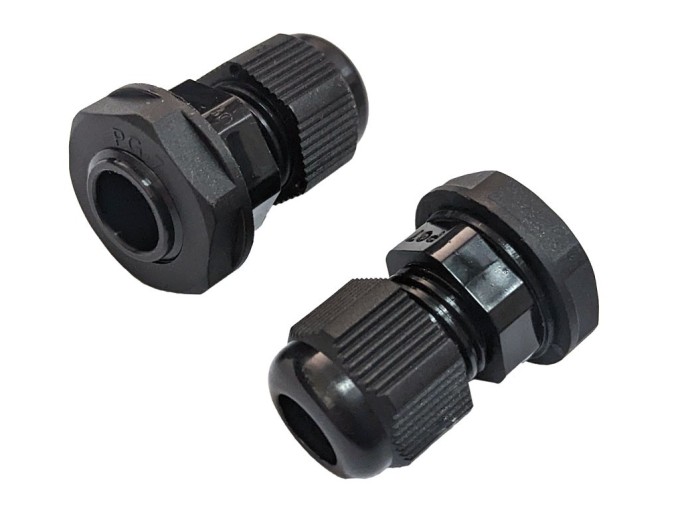 Kabelová průchodka s PG závitem pro vodiče 3,5-6 mm, IP68, černá PA6.6