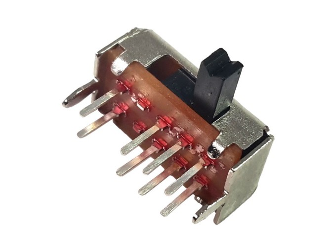 Dvojitý posuvný přepínač 3 polohy do PCB, úhel 90°