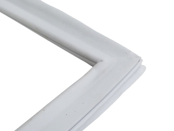Magnetické zamačkávací těsnění dveří lednice Perfekt RF270