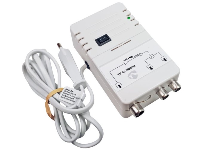 Domovní anténní zesilovač Nedis SAMP42221WT s 25dB zesílením a 2 výstupy