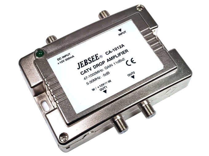 Linkový anténní zesilovač JEBSEE CA-1012A s 1 vstupem a 2 výstupy