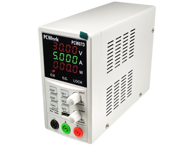 Spínaný laboratorní zdroj PCW07D 0–50 V / 0–6 A s USB 5 V / 2 A