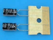 Elektrolytický kondenzátor 100uF 25V 85°C Nippon SMG