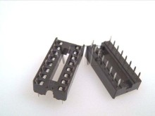 DIL patice 2x8 pinů s roztečí 2,54 mm