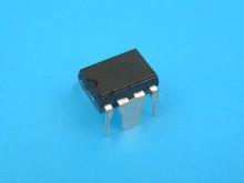 Výkonový integrovaný obvod SM8002C pro impulsní zdroj