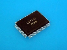 AV procesor a přepínač LV7107 pro DVD rekordéry